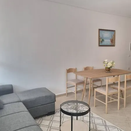 Apartment Lea's 2 *