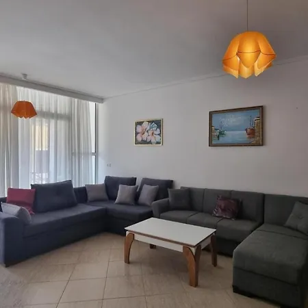 Apartment Lea's 2 *
